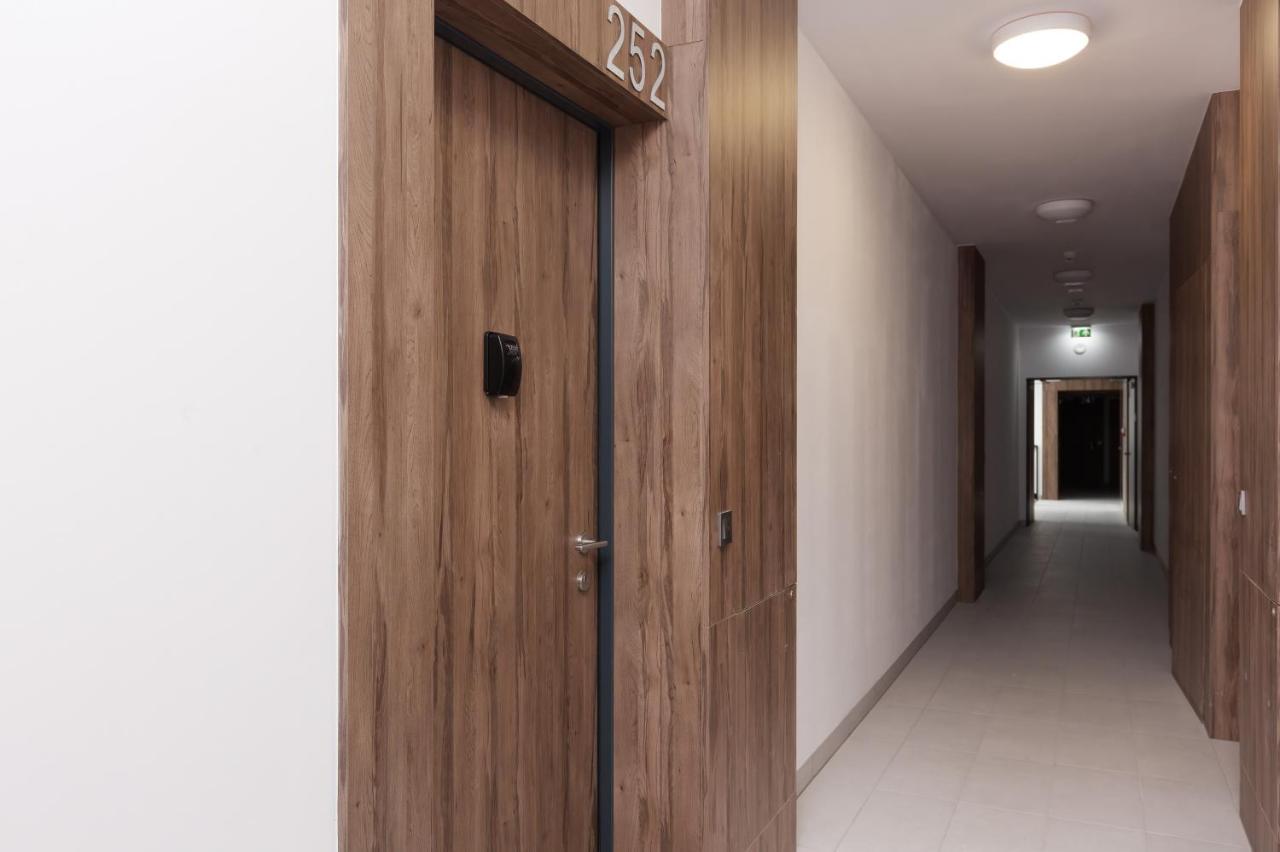 Apartments Business Center Wola Ordona By Renters Warsaw Exterior photo