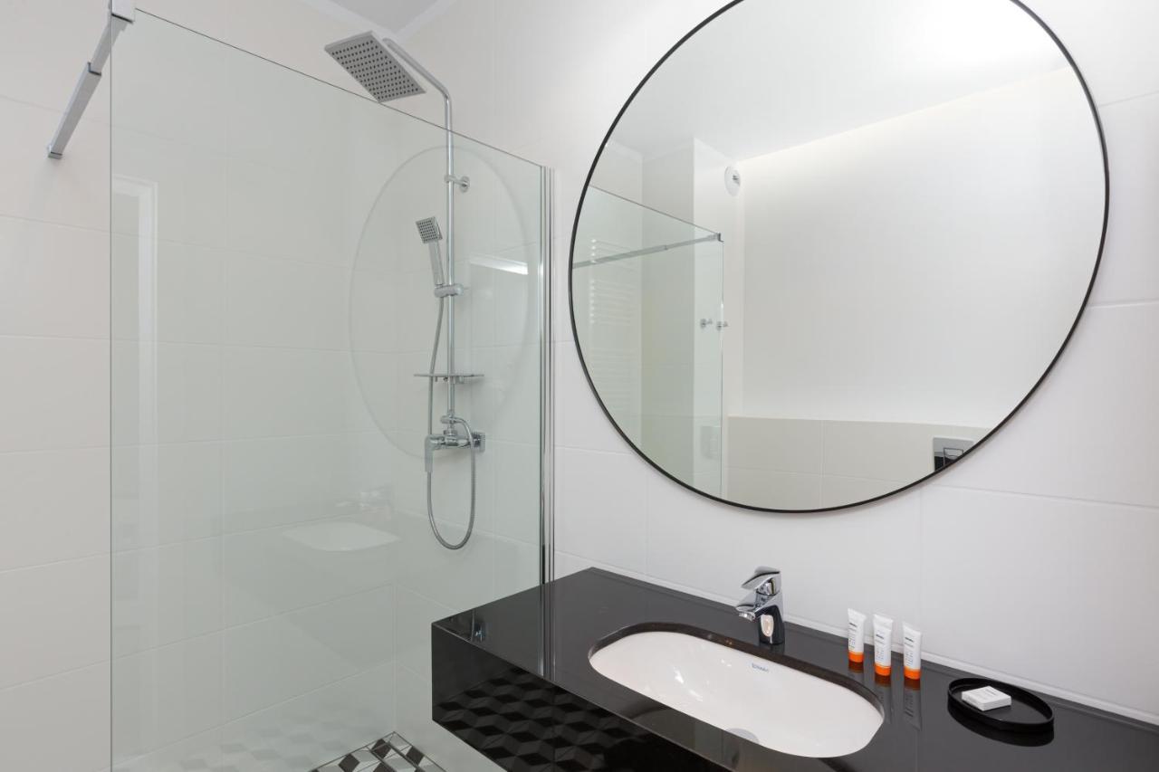 Apartments Business Center Wola Ordona By Renters Warsaw Exterior photo