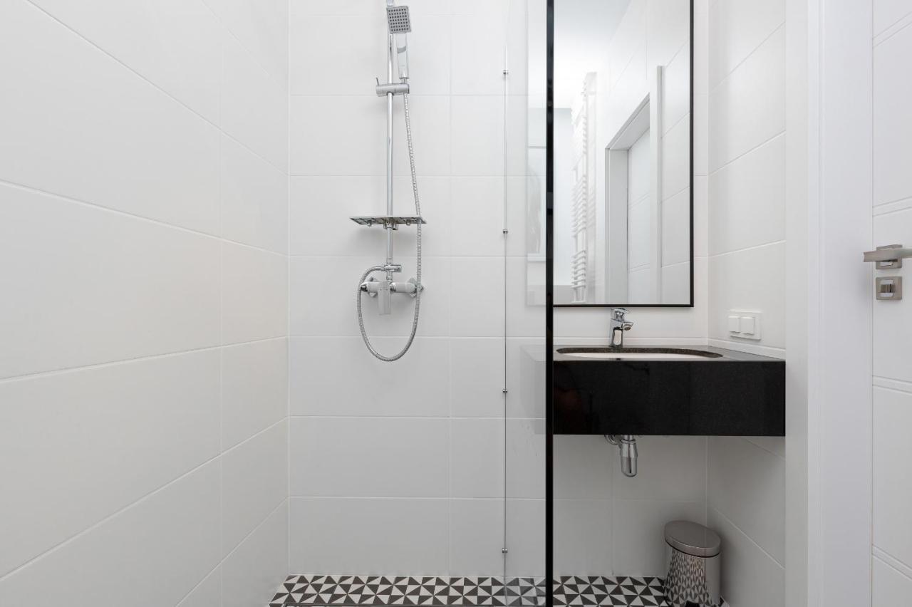 Apartments Business Center Wola Ordona By Renters Warsaw Exterior photo